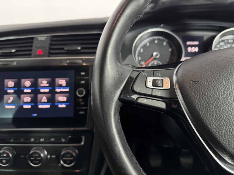 2020 (20) VOLKSWAGEN GOLF 1.5 TSI EVO Match Edition 5dr 4903538