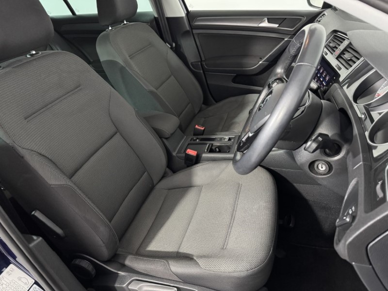 2020 (20) VOLKSWAGEN GOLF 1.5 TSI EVO Match Edition 5dr 4903542