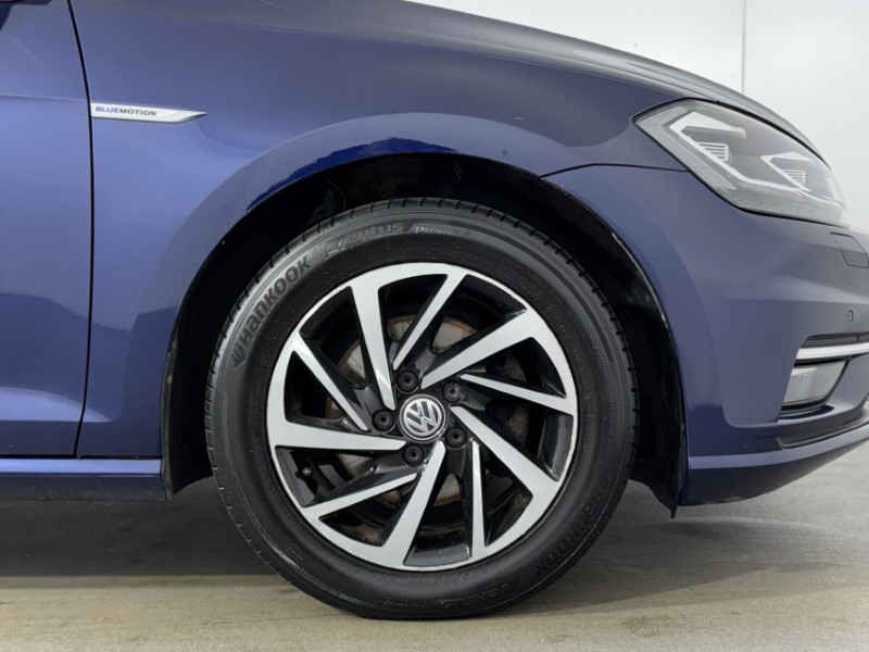2020 (20) VOLKSWAGEN GOLF 1.5 TSI EVO Match Edition 5dr 4903662