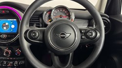 2019 (19) MINI HATCHBACK 1.5 Cooper Classic II 5dr 4962747