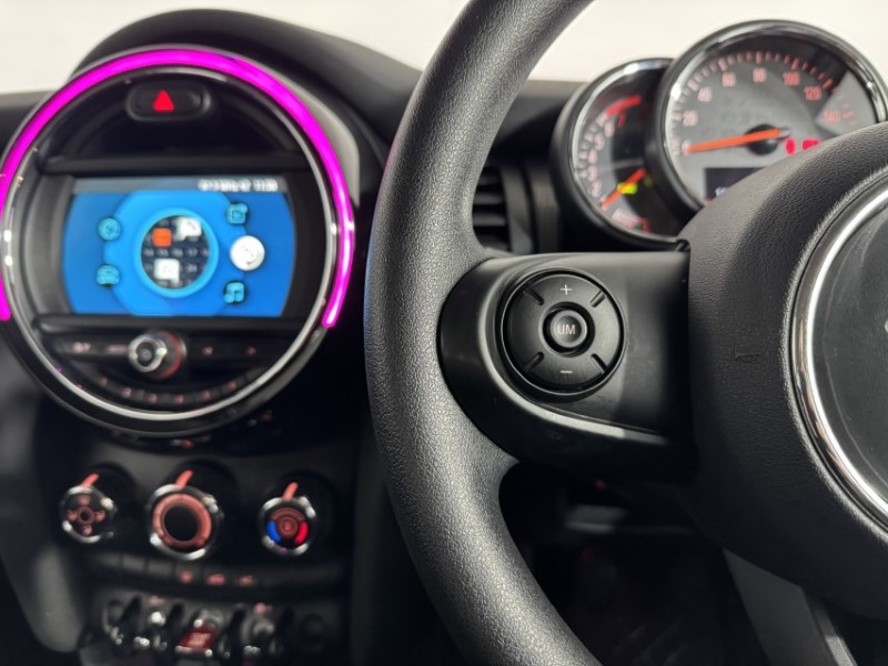 2019 (19) MINI HATCHBACK 1.5 Cooper Classic II 5dr 4962748