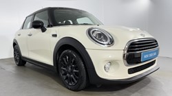 2019 (19) MINI HATCHBACK 1.5 Cooper Classic II 5dr 4962794
