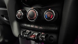 2019 (19) MINI HATCHBACK 1.5 Cooper Classic II 5dr 4962753