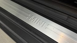 2019 (19) MINI HATCHBACK 1.5 Cooper Classic II 5dr 4962760