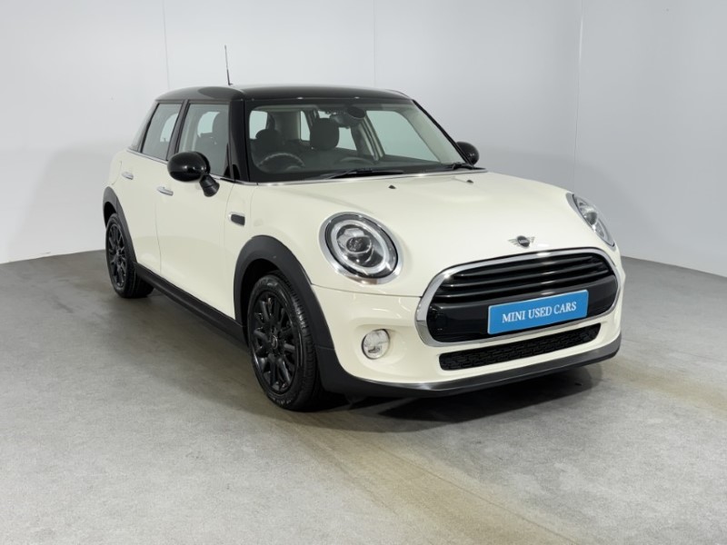 2019 (19) MINI HATCHBACK 1.5 Cooper Classic II 5dr