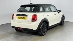 2019 (19) MINI HATCHBACK 1.5 Cooper Classic II 5dr 4962786