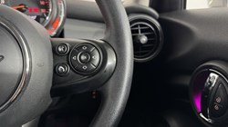 2019 (19) MINI HATCHBACK 1.5 Cooper Classic II 5dr 4962749