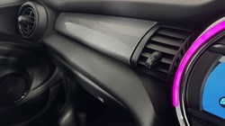 2019 (19) MINI HATCHBACK 1.5 Cooper Classic II 5dr 4962754