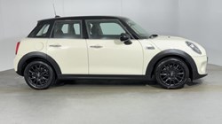 2019 (19) MINI HATCHBACK 1.5 Cooper Classic II 5dr 4962789