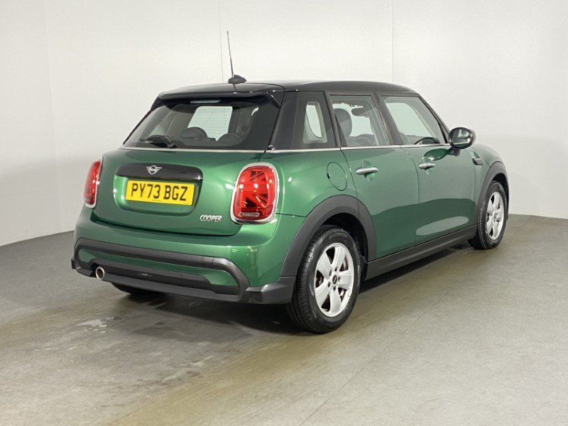 2023 (73) MINI HATCHBACK 1.5 Cooper Classic Premium 5dr Auto 4937695