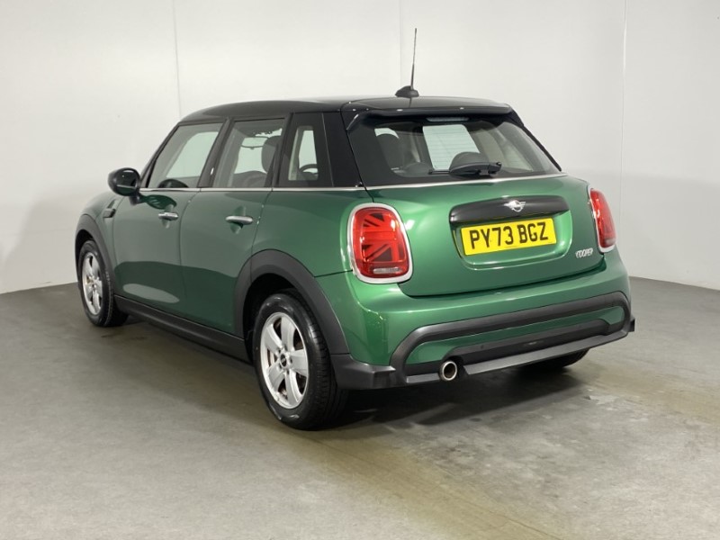 2023 (73) MINI HATCHBACK 1.5 Cooper Classic Premium 5dr Auto 4937692