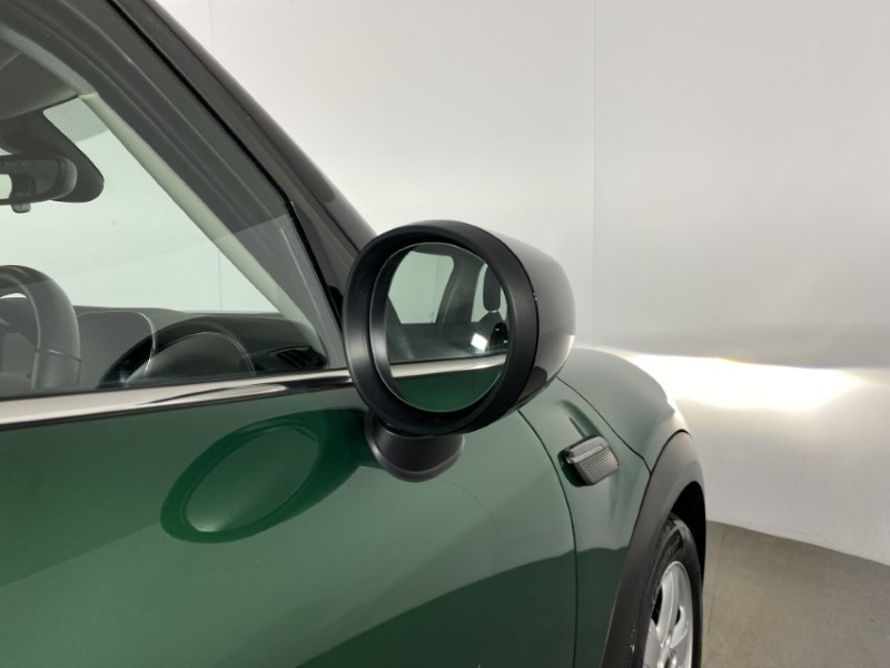 2023 (73) MINI HATCHBACK 1.5 Cooper Classic Premium 5dr Auto 4937674