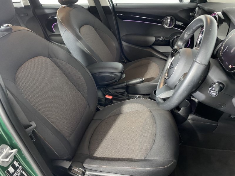 2023 (73) MINI HATCHBACK 1.5 Cooper Classic Premium 5dr Auto 4937662