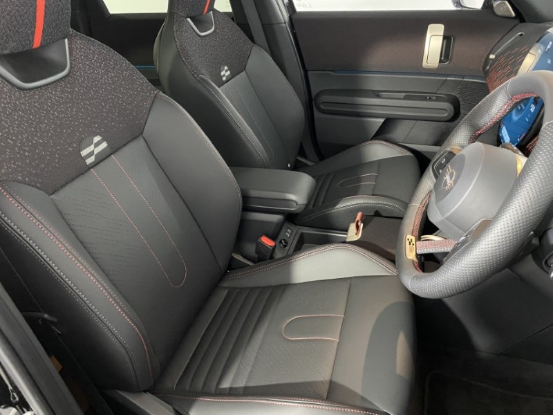 2025 (75) MINI COUNTRYMAN 2.0 John Cooper Works ALL4 5dr Auto 4883617