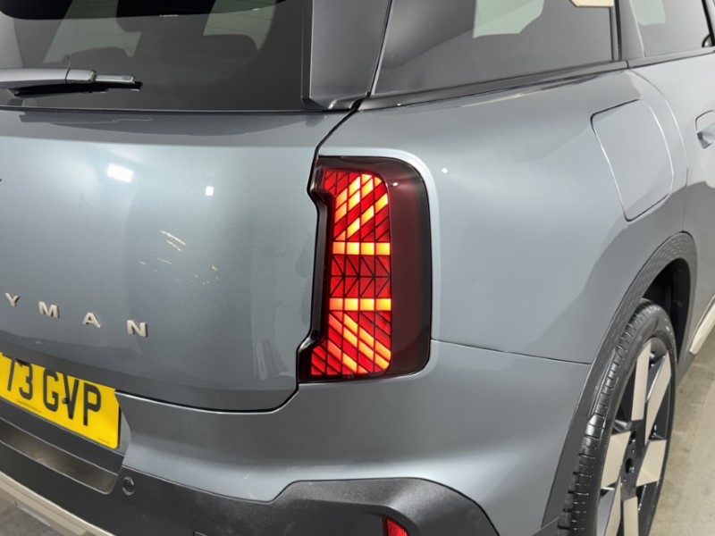 2024 (73) MINI COUNTRYMAN 1.5 C Exclusive 5dr Auto 4990091