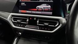 2022 (72) BMW 4 SERIES 420d MHT M Sport 2dr Step Auto 4950335