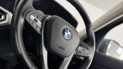 2019 (19) BMW 3 SERIES 320d Sport 4dr 4909456