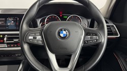 2019 (19) BMW 3 SERIES 320d Sport 4dr 4909453