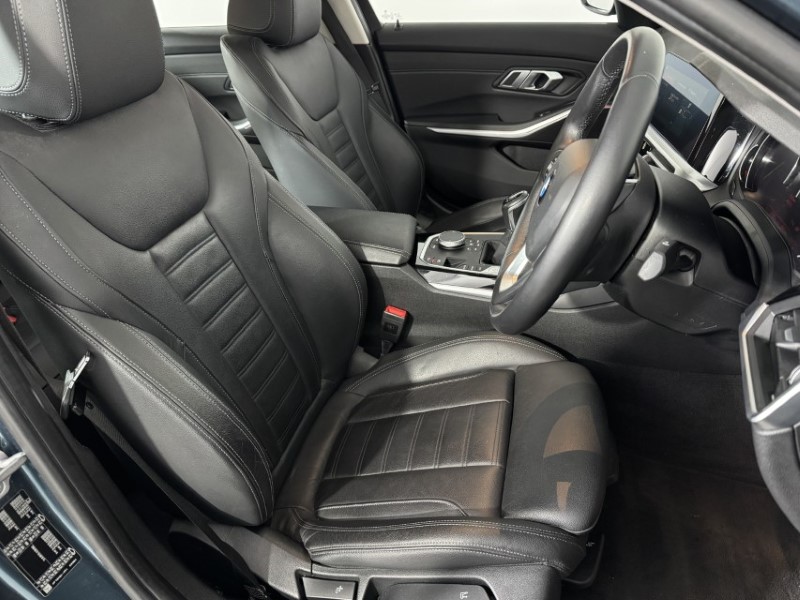 2019 (19) BMW 3 SERIES 320d Sport 4dr 4909465