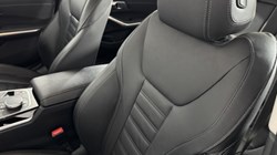 2019 (19) BMW 3 SERIES 320d Sport 4dr 4909471