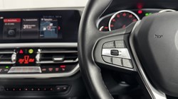 2019 (19) BMW 3 SERIES 320d Sport 4dr 4909454