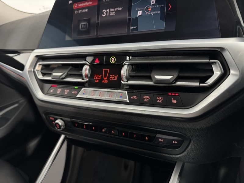 2019 (19) BMW 3 SERIES 320d Sport 4dr 4909458