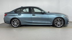 2019 (19) BMW 3 SERIES 320d Sport 4dr 4909500