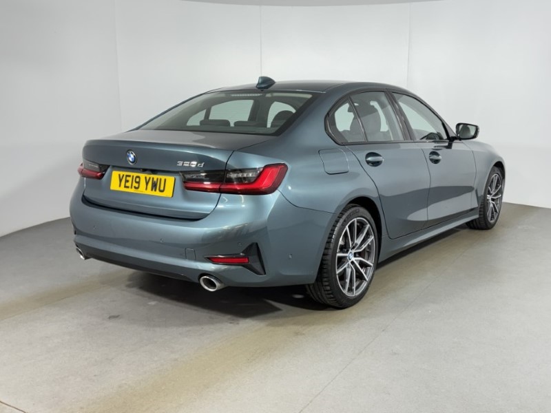 2019 (19) BMW 3 SERIES 320d Sport 4dr 4909497