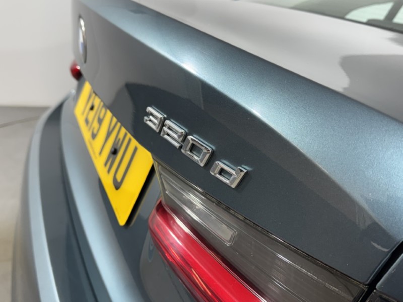 2019 (19) BMW 3 SERIES 320d Sport 4dr 4909474