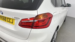 2018 (68) BMW 2 SERIES 220i Luxury 5dr DCT 4937797