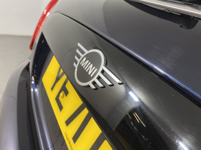 2021 (71) MINI HATCHBACK 1.5 Cooper Exclusive 3dr Auto 4928585