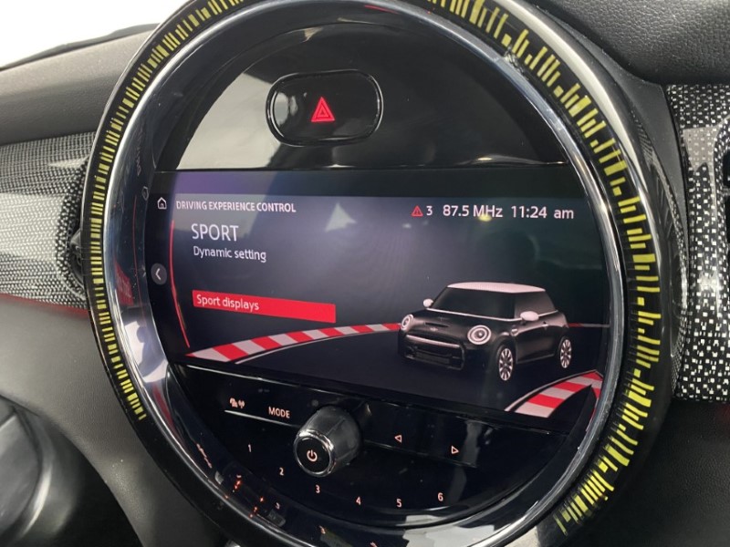 2021 (71) MINI HATCHBACK 1.5 Cooper Exclusive 3dr Auto 4928563