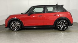 2025 (25) MINI COOPER 2.0 S Sport 5dr Auto 4950153