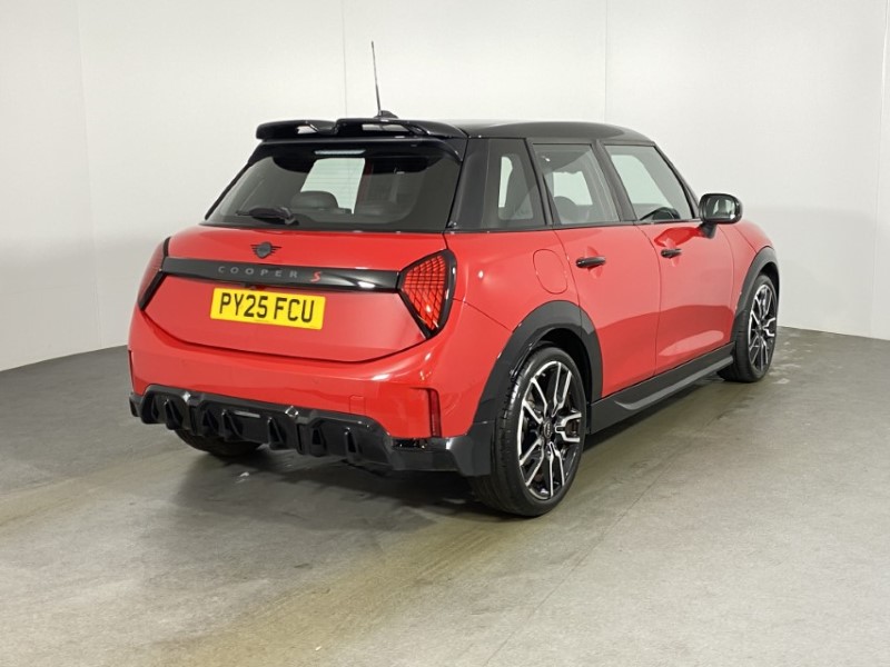 2025 (25) MINI COOPER 2.0 S Sport 5dr Auto 4950158