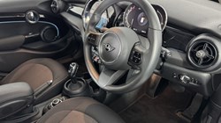 2023 (23) MINI HATCHBACK 1.5 Cooper Classic Premium 5dr Auto 4912848