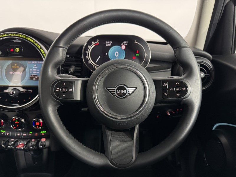 2023 (23) MINI HATCHBACK 1.5 Cooper Classic Premium 5dr Auto 4913686