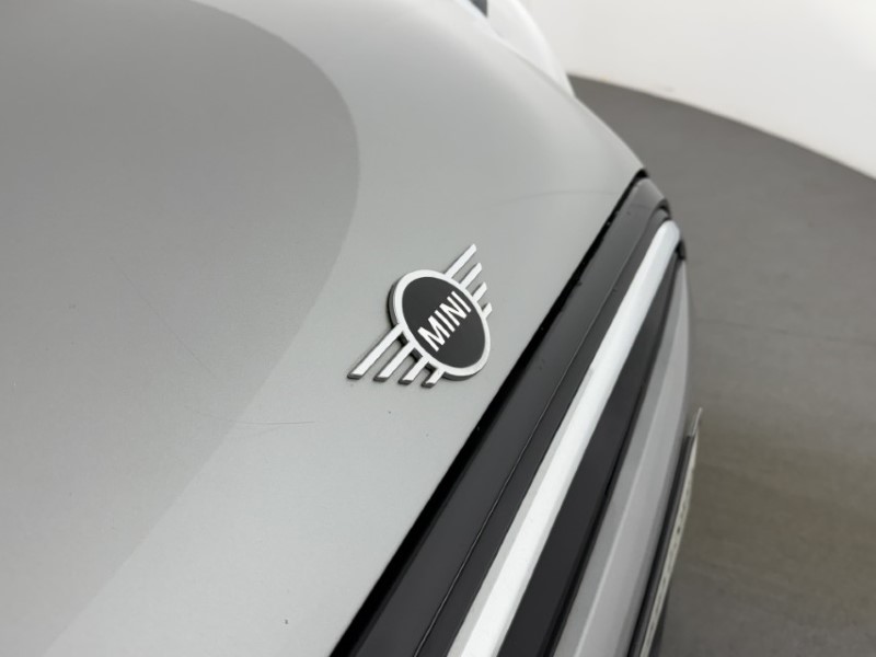 2023 (23) MINI HATCHBACK 1.5 Cooper Classic Premium 5dr Auto 4912865