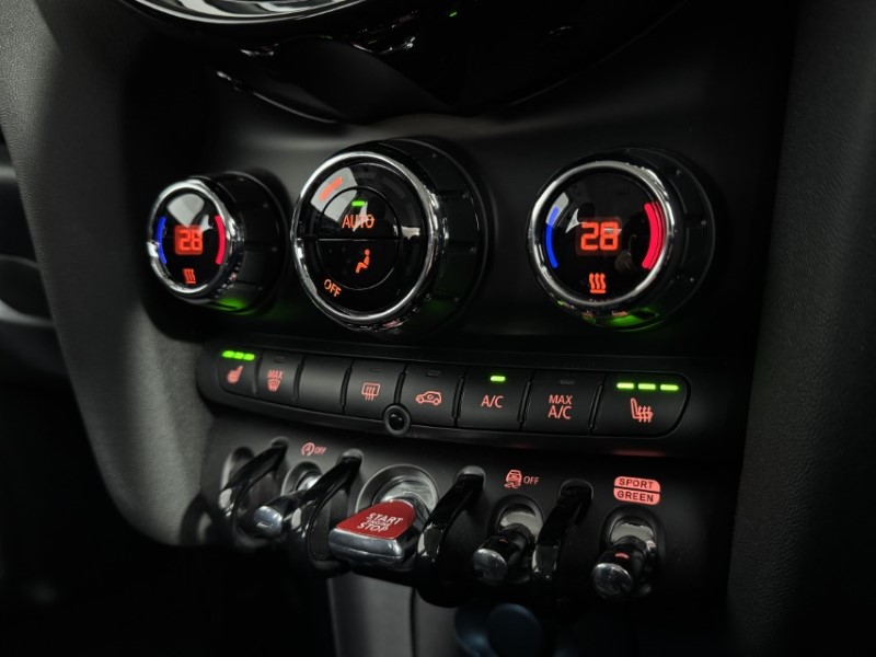 2023 (23) MINI HATCHBACK 1.5 Cooper Classic Premium 5dr Auto 4912843