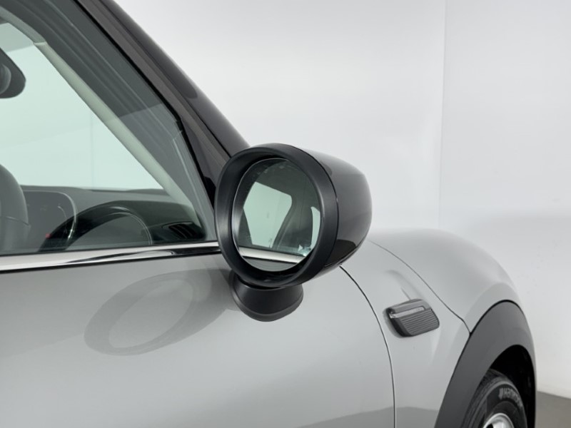 2023 (23) MINI HATCHBACK 1.5 Cooper Classic Premium 5dr Auto 4912861