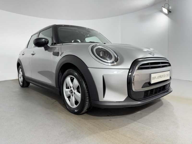 2023 (23) MINI HATCHBACK 1.5 Cooper Classic Premium 5dr Auto 4912888