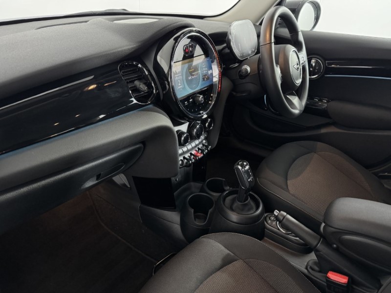 2023 (23) MINI HATCHBACK 1.5 Cooper Classic Premium 5dr Auto 4912854