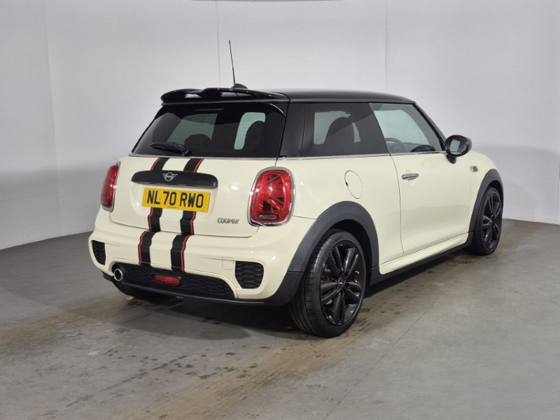 2020 (70) MINI HATCHBACK 1.5 Cooper Sport 3dr Auto 4918122