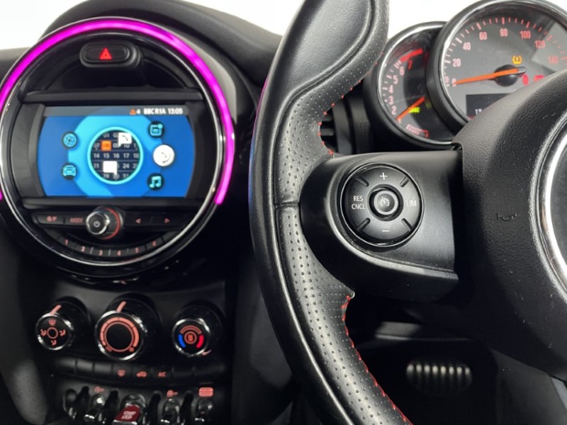 2020 (70) MINI HATCHBACK 1.5 Cooper Sport 3dr Auto 4918217