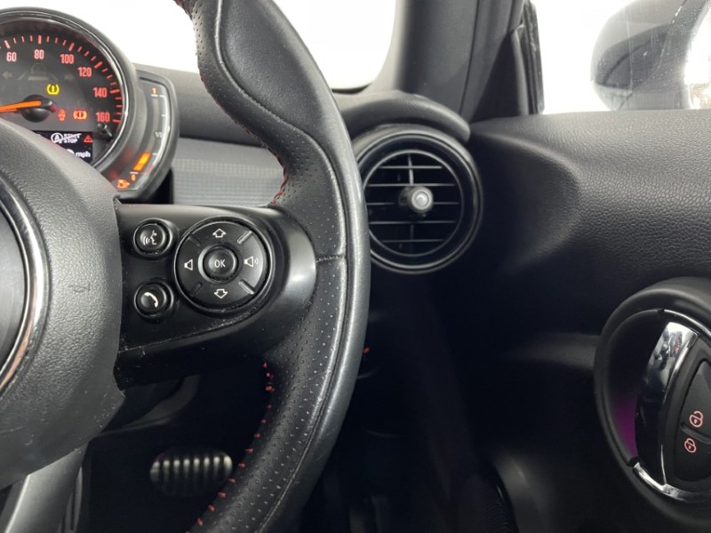 2020 (70) MINI HATCHBACK 1.5 Cooper Sport 3dr Auto 4918216