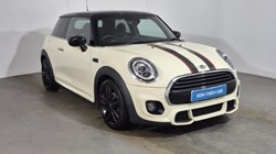 2020 (70) MINI HATCHBACK 1.5 Cooper Sport 3dr Auto 4923516