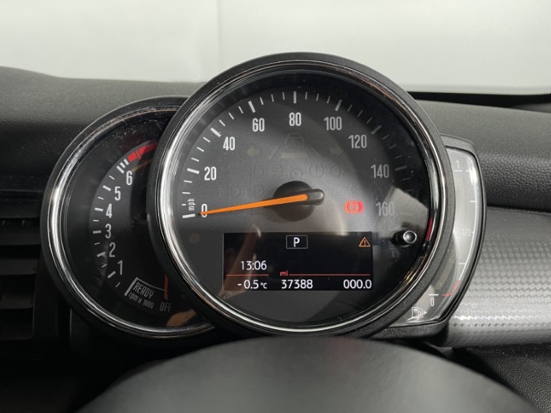 2020 (70) MINI HATCHBACK 1.5 Cooper Sport 3dr Auto 4918083