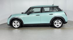 2024 (74) MINI COOPER 1.5 C Classic 5dr Auto 4959047