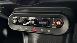 2024 (74) MINI COOPER 1.5 C Classic 5dr Auto 4959012