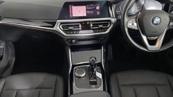 2020 (70) BMW 3 SERIES 318d MHT SE 4dr Step Auto 4932100