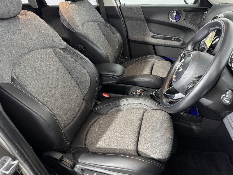 2017 (17) MINI COUNTRYMAN 1.5 Cooper 5dr Auto 4970561